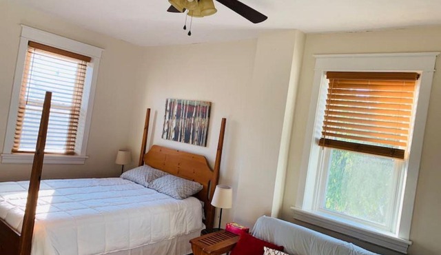 Charming Victorian Home in Halfway MD Room A