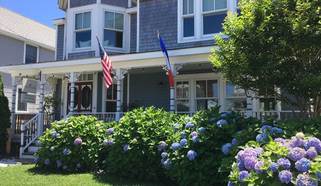 Charming Victorian Sunday-Sunday Rental