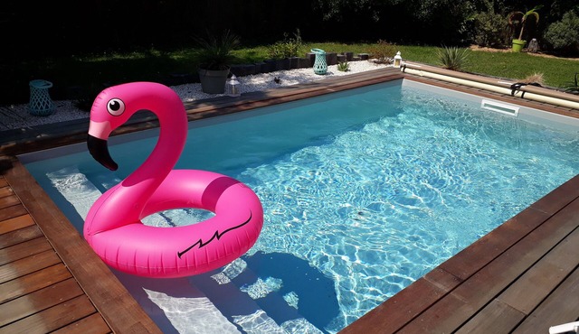 Charming Villa, Ideal for holidays with family or friends!(8 near max).