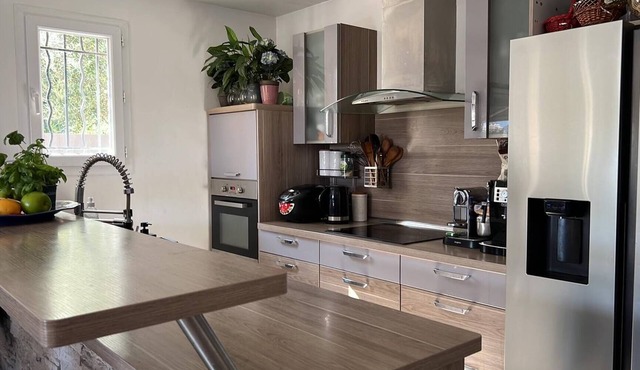 Charming Villa Rental in Villeneuve-Loubet, France