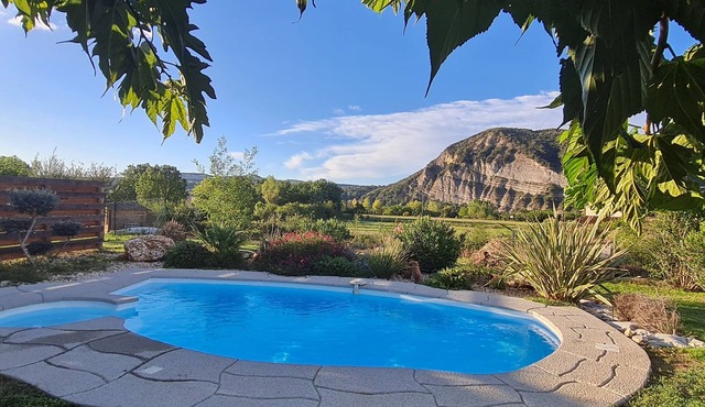 Charming villa in Vallon Pont D'arc with private pool