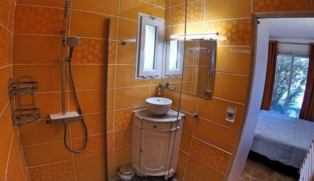 Charming Villa at the foot of Pic-Saint-Loup, with Pool