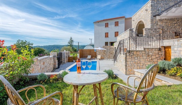 Charming Villa Beram with a pool