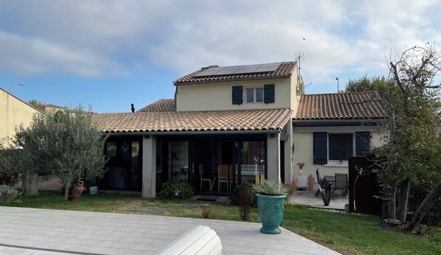 Charming villa for a vacation in the south of France