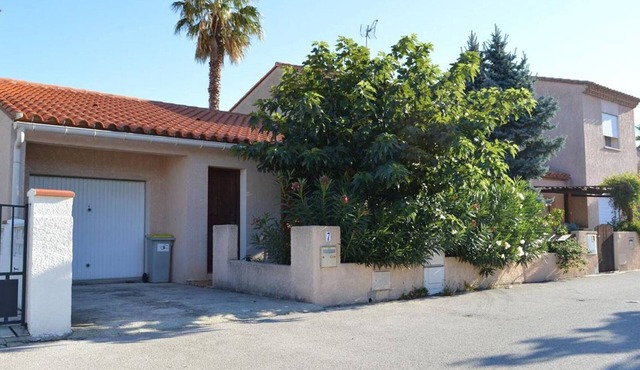 Charming Villa with Garden, Terrace, and Parking Near Argelès-sur-Mer Beaches