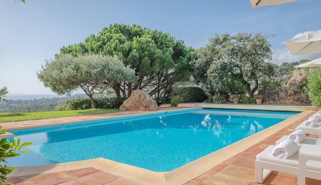 charming villa with stunning view and pool