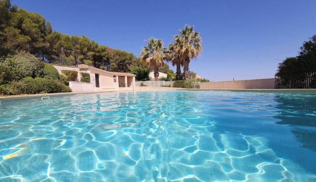 Charming villa in a secure condominium