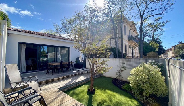 Charming villa in Bouzigues, peaceful near the beach