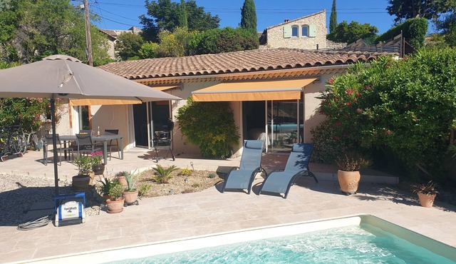 Charming villa in Drôme provençale (with view of Mont Ventoux)