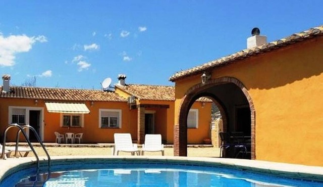 Charming Villa in Jalon. Private pool. Wifi Costa Blanca