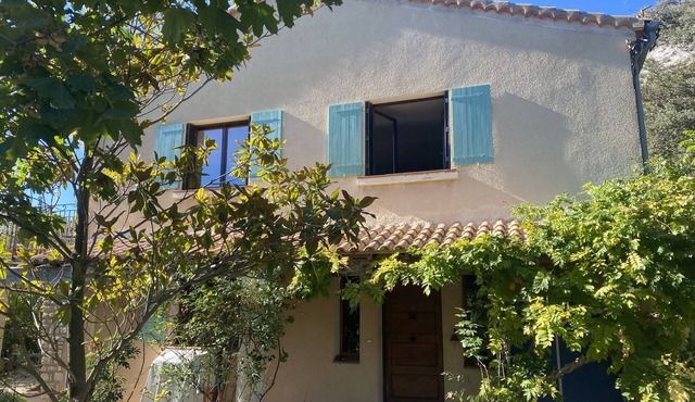 Charming villa in the middle of nature in drome provençale