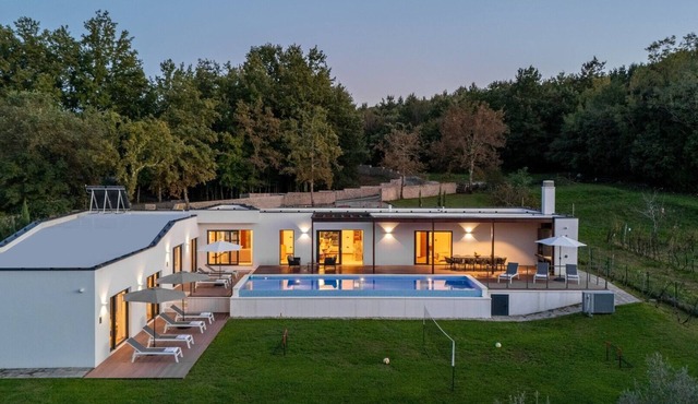 Charming Villa Istria Green with a heated swimming pool