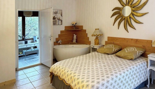 Charming villa on the Larzac -plain pied, 3 master suites