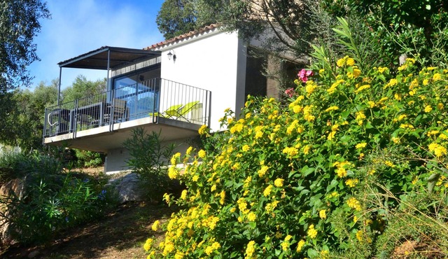 Charming villa Porto-Vecchio sea view with heated pool