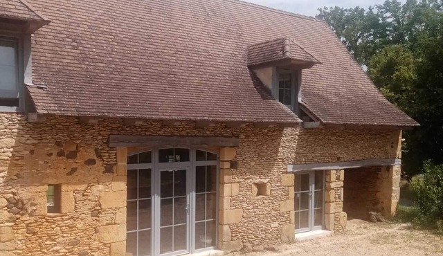Charming villa with private pool between Lot and Dordogne rivers, calm & nature