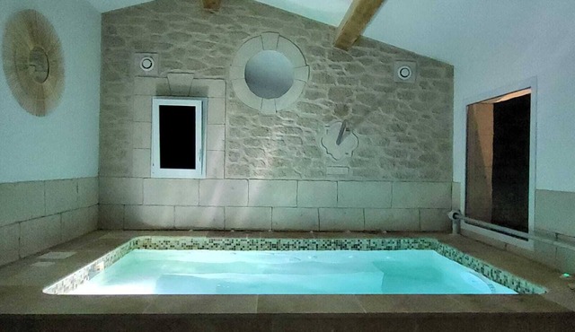 Charming villa with jaccuzi