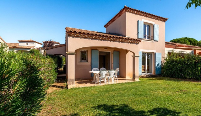 Charming villa with garden for 6 pers