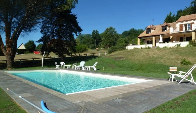 Charming villa with panoramic views of the Dordogne valley