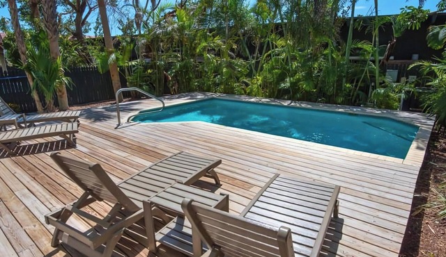 Charming Villa with Pool Access & Full Kitchen for Easy Meals!