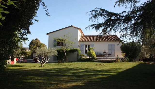 Charming villa with pool house - special discount winter 2026