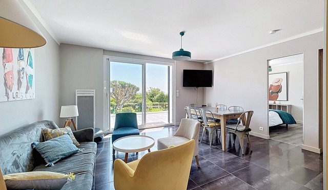 Charming villa with sea view