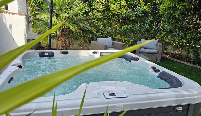 Charming villa with stunning sea view, place for a BOAT, VILLA ZARA TROGIR