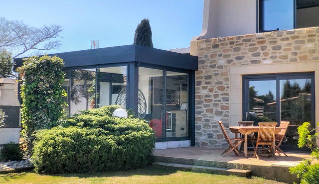 Charming Villa - Wooded Garden & Private Pool