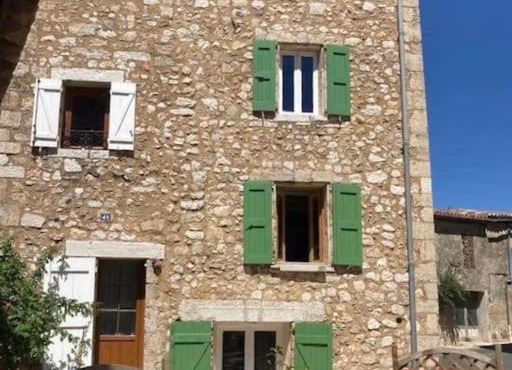 Charming village house for 6 people