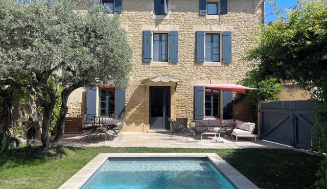 Charming village house & pool in Provence