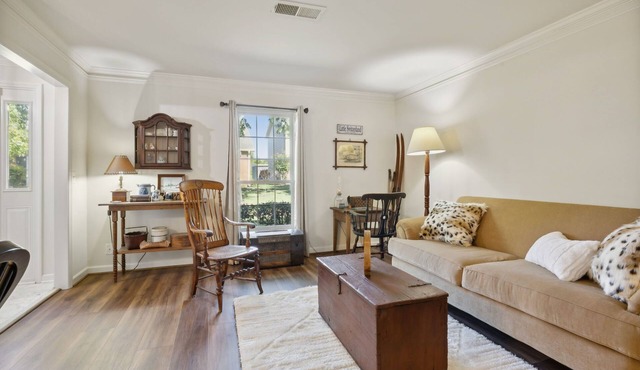 Charming Vintage 3 Bedroom Townhome Bellevue Nashville 30+ Day