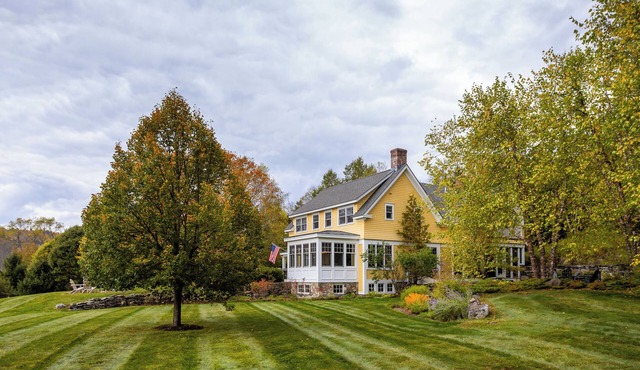 Charming VT ski retreat with hot tub, pool, fire pit & endless mountain views