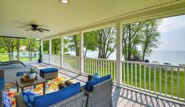 Charming Waterfront Retreat on Lake Ontario