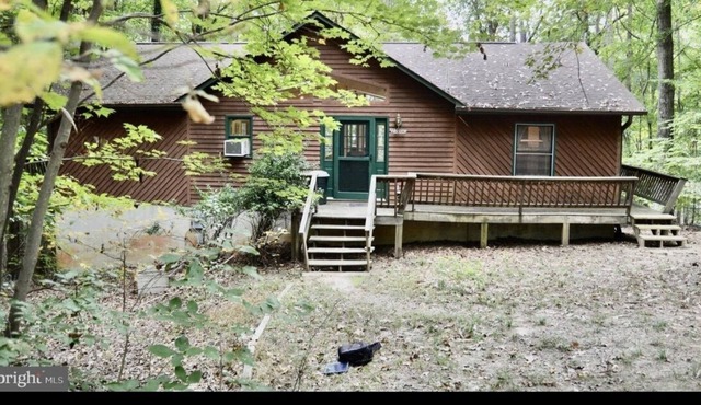 Charming Waterfront cabin in Lake Anna