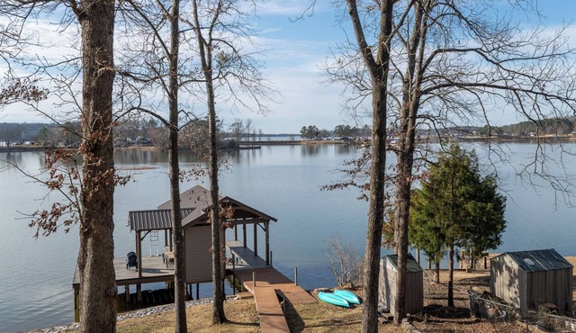 Charming waterfront home with beautiful panoramic views!