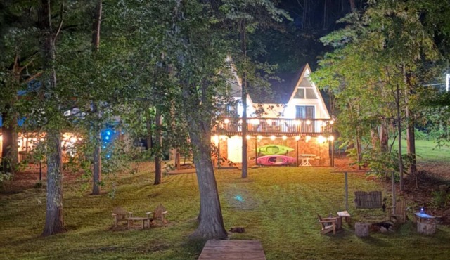 Charming waterfront lake house located on Lake Guntersville in Hollywood, AL