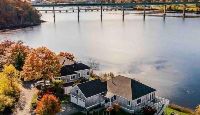 Charming waterfront property - Seabreeze, Belfast