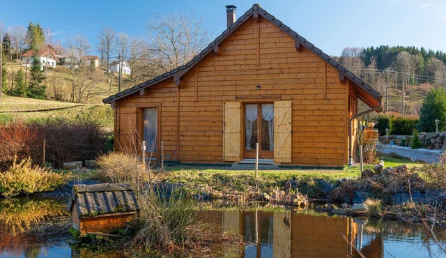 Charming waterside chalet La Zaubette