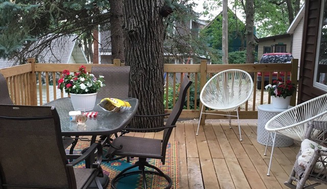 Charming West Lake Okoboji Cabin