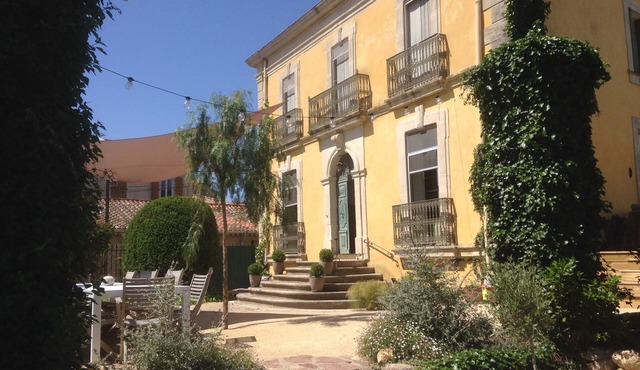 Charming wine maker house with generous surfaces, garden and pool in Languedoc
