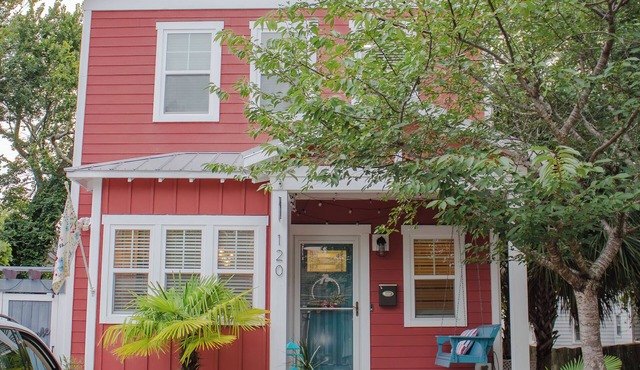 Charming Wilmington Getaway in the Heart of the Historic District