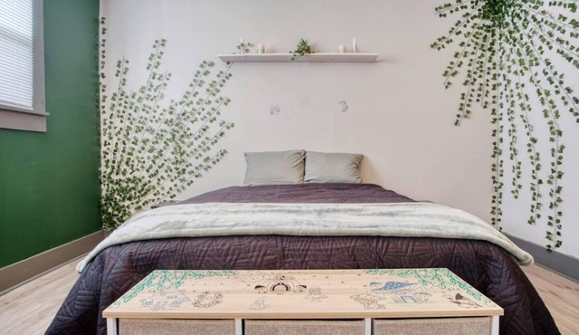 Charming Windsor Park Stay – 1BR|1BA w/Workspace