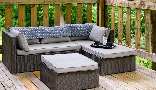 Charming Winter Cabin Retreat with Patio & Firepit