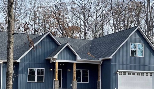 Charming wooded home away from home