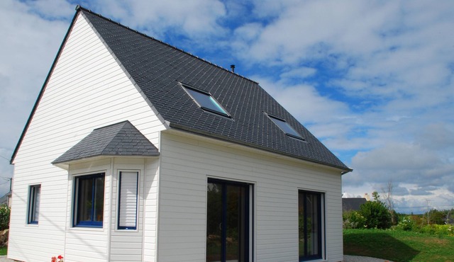 charming wooden house, near the beaches