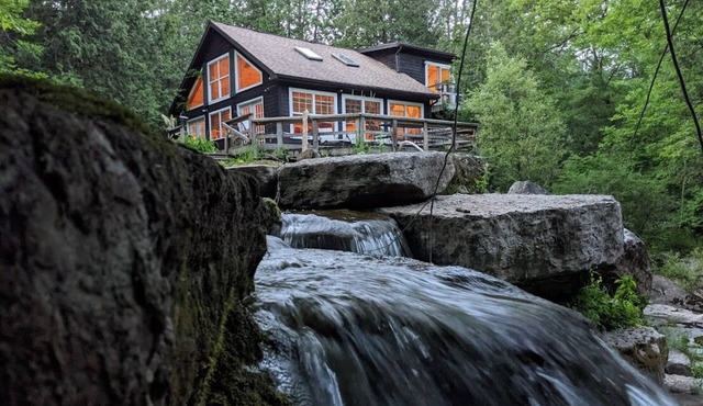 Charming year round cottages on Waterfall