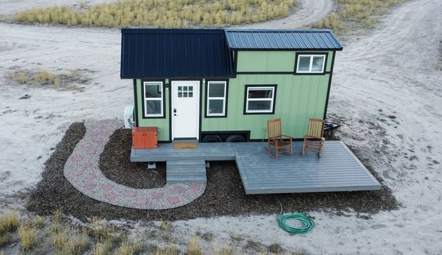 Charming Yuba Lake Tiny Home
