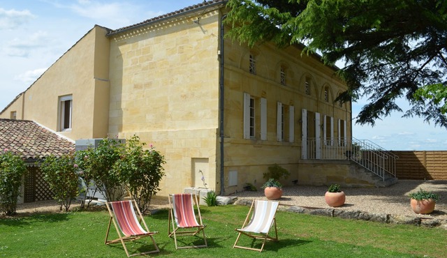Chartreuse between Saint Emilion and Bordeaux