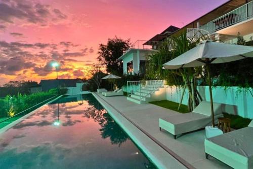 Charushela spacious backyard 6 BR Private Pool Villa ZN398