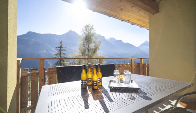 CHASA COSTA DAD ARCHAS MAISONETTE APPARTMENT: EXCEPTIONAL LUXURIOUS 3 ½-ROOM-ATTIC FLAT IN SENT