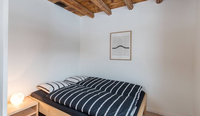 Chasa La Tschuffa: Exclusive house with 4.5-room maisonette at the foot of Tarasp Castle